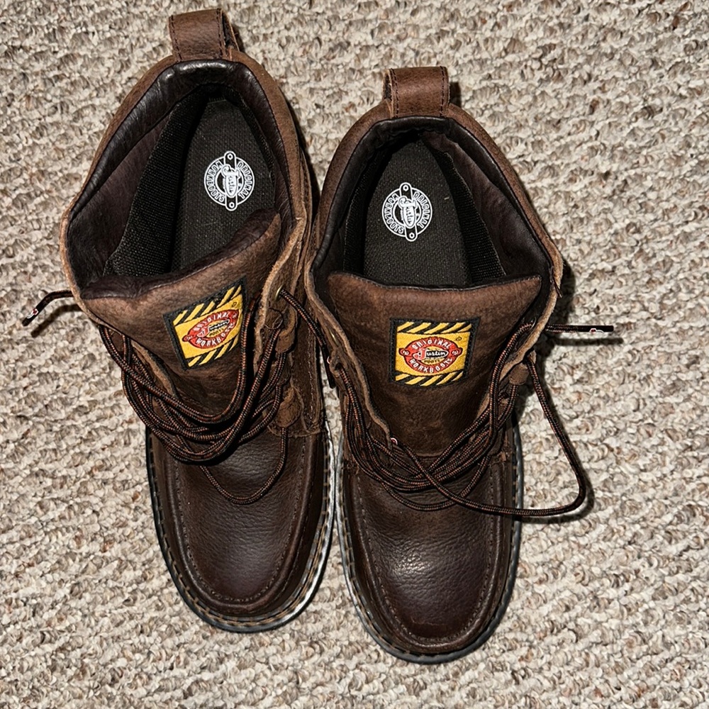 Justin steel toe work boot